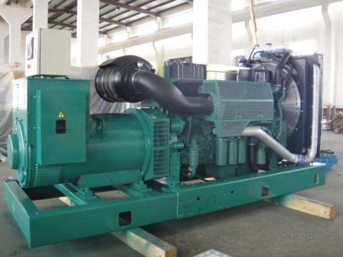 铁东便携静音：租赁无声发电机组，便携式解决能源需求